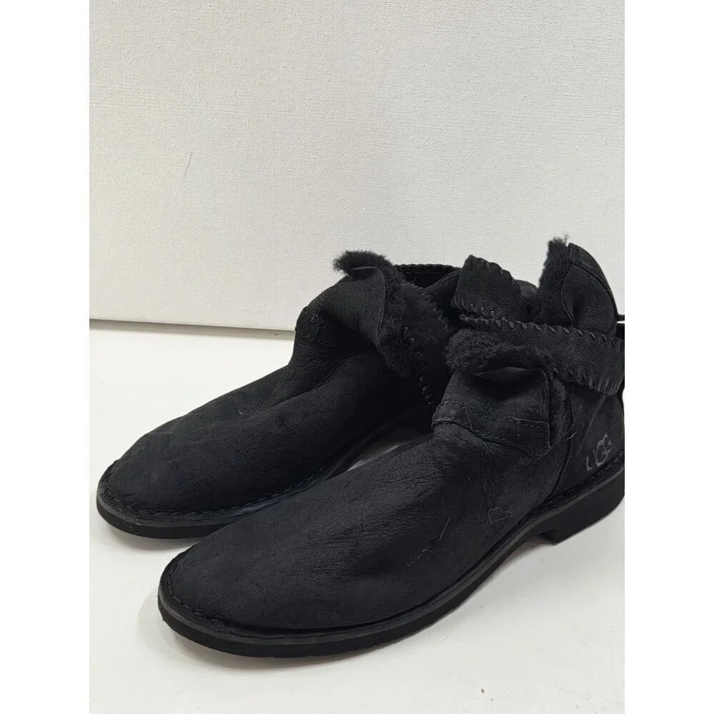 UGG McKay Classic Black Suede Shearling Ankle Boots Women’s Size 9